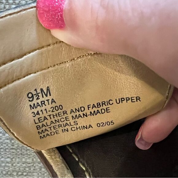 Bass women’s size 9 1/2 Marta sandals - Picture 5 of 6